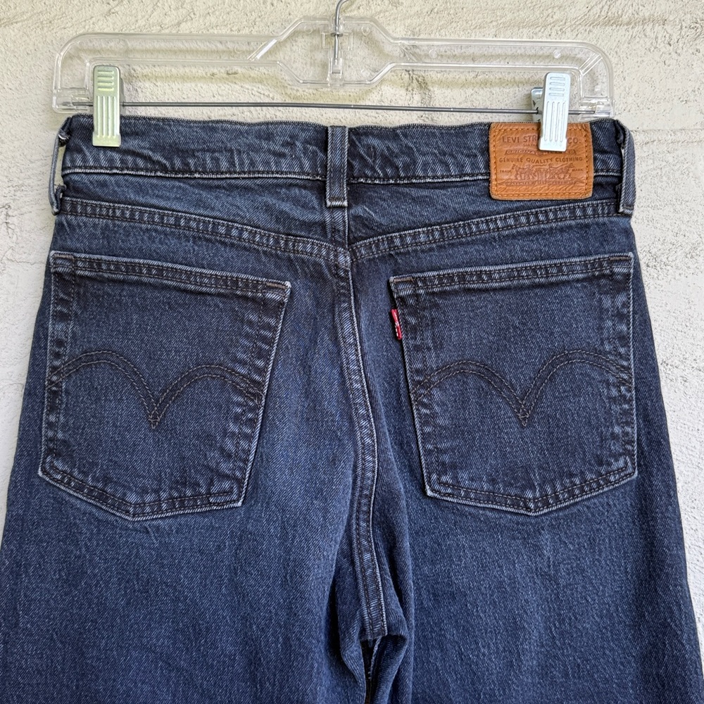 Levi's High-Rise Wedgie Straight Cropped Button Fly Jeans Waist 26 - Picture 6 of 12